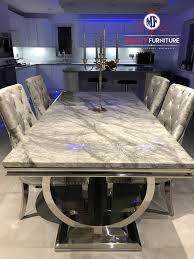 Combining wood with pop is a sure way to add warmth and cosiness to your living room. Desain Meja Makan Super Mewah Top Marmer Terbaru Miniuty Furniture