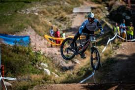 interview • martin maes vainqueur de la coupe du monde de dh à la bresse. Downhill World Cup 2018 La Bresse Pov Streckenvorschau Von Gee Atherton Luca Shaw Und Greg Minnaar Mtb News De