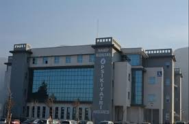 Pamukkale üniversitesi, 1992 yılında denizli'de kurulmuş olan bir devlet üniversitesidir. Pau Hastanesi Amateam 1 Yasinda