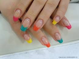 Uñas acrilicas con confetis de colores youtube: 2