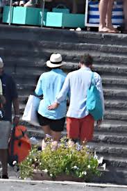 See more of princess eugenie and jack brooksbank are married on facebook. Princess Eugenie Feeds Fiance Jack Brooksbank Pasta And Cruises On Boat During Pre Wedding Break In Italy