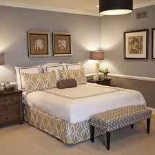 Crown Molding Bedroom Chair Rail Ideas With Two Toned Colors Jpg 857 857 Grey Bedroom Design Remodel Bedroom Small Bedroom Remodel
