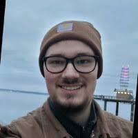 40+ "Robert Winger" profiles