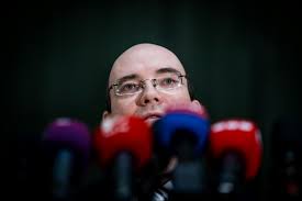 Igaz a hír miszerint maruzsa zoltán azt mondta, hogy az iskolák úgy készüljenek, marad a távoktatás? Maruzsa Zoltan 444