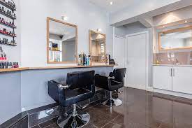 On the street of country club drive and street number is 120. Top 20 Hairdressers And Hair Salons In Croydon London Treatwell