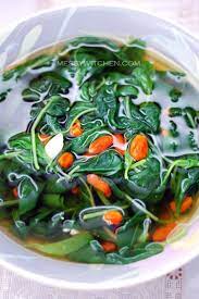19 ways to put goji berries to work berries recipes goji berry recipes spinach