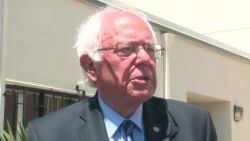 Spike Lee endorses Sanders, tells voters to 'wake up'