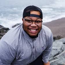 Davon Davis (@thedavondavis)