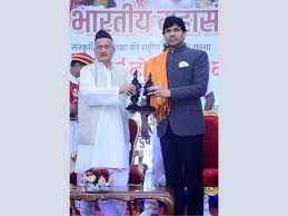 Shining Stars of Industry, Arts, and Culture Recognized with "Sahitya  Ganga" Awards