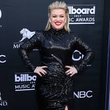 Kelly clarkson returning for third time to host the 2020 billboard music awards. Kelly Clarkson To Host 2020 Billboard Music Awards Q Radio