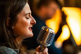 Jazz Singer Highlights Female Songwriters During Women's History Month At  Rogers Park Social