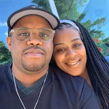 Wives using hot water in the shower, husbands' reactions and tips