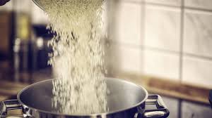 Esta sencilla y económica receta te ayudará a saber cómo hacer almidón casero. Trucos Como Cocinar Bien El Arroz Para Que No Se Apelmace Ni Se Pegue