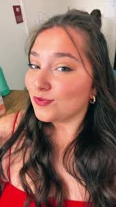 Elaine Bouchard's Instagram, Twitter & Facebook