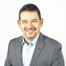 Love conquers in Galena