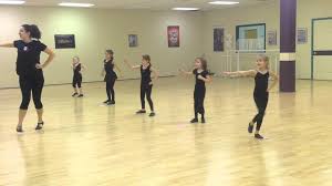 My Little 5 7 Year Old Recreational Hip Hop Jazz Class On Saturdays Doing A Fun Roaring Combo I Made Up For The Katy Perry Roar Kids Dance Classes Kids Dance