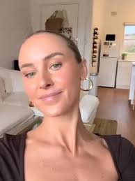 Cosmelan Treatment: Uncover Clear Skin with the Leading De-Pigmentation  Method