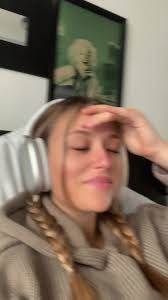 Moprhine thoughts with abby.. sorry Americans 🇺🇸🦅 #viral #british  #american #fypシ #xyzbca