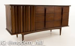 United Furniture 9 Drawer Lowboy Dresser Lowboy Dresser Furniture Lowboy