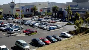 Highpoint shopping centre is a super regional shopping centre located in maribyrnong, victoria, in the western suburbs of melbourne, victoria. Man Arrested As Boxing Day Tensions Rise In Highpoint Carpark Herald Sun