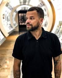 Michał piróg i julia maciocha byli gośćmi renaty kim w programie onet opinie. Michal Pirog Do Andrzeja Dudy Niech Sie Pan Modli Za Ofiary Homofobii Wideoportal Tv Plotki Gwiazdy Komentarze Wideoportal Tv