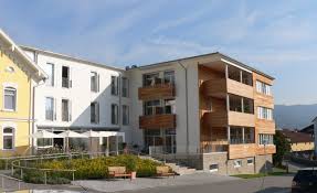 Achte im immobilienangebot jedoch auf möglicherweise versteckte kosten z.b. Pur Vital Pflegezentrum Oberaudorf In Oberaudorf Auf Wohnen Im Alter De