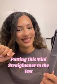 Perfect for quick touch ups 👆🏻 #straightener #hairtools #ministraightener  #hair #tiktokmademebuyit