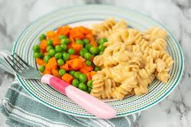 It's usually a good idea for you (the host) to tackle the main dish while guests help with appetizers, sides, desserts, and drinks. 30 Quick And Easy Last Minute Dinner Ideas Super Healthy Kids