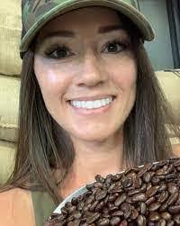 Eli Mieses's Instagram, Twitter & Facebook