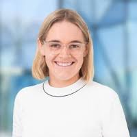 90+ "Båth" profiles