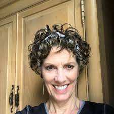 Cheryl Gratton's Instagram, Twitter & Facebook