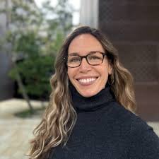 Celebrated my graduation from University of Illinois at Chicago School of  Public Health with a Master's in Biostatistics with my loved ones today. So  grateful for their support and the opportunities… |