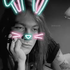 Happy Easter to everyone that celebrates!! 🐣✝️🐰 Hope you all have a great  day!! I absolutely love this edit of Axl, I think he looks so adorable!!  I've always loved this part