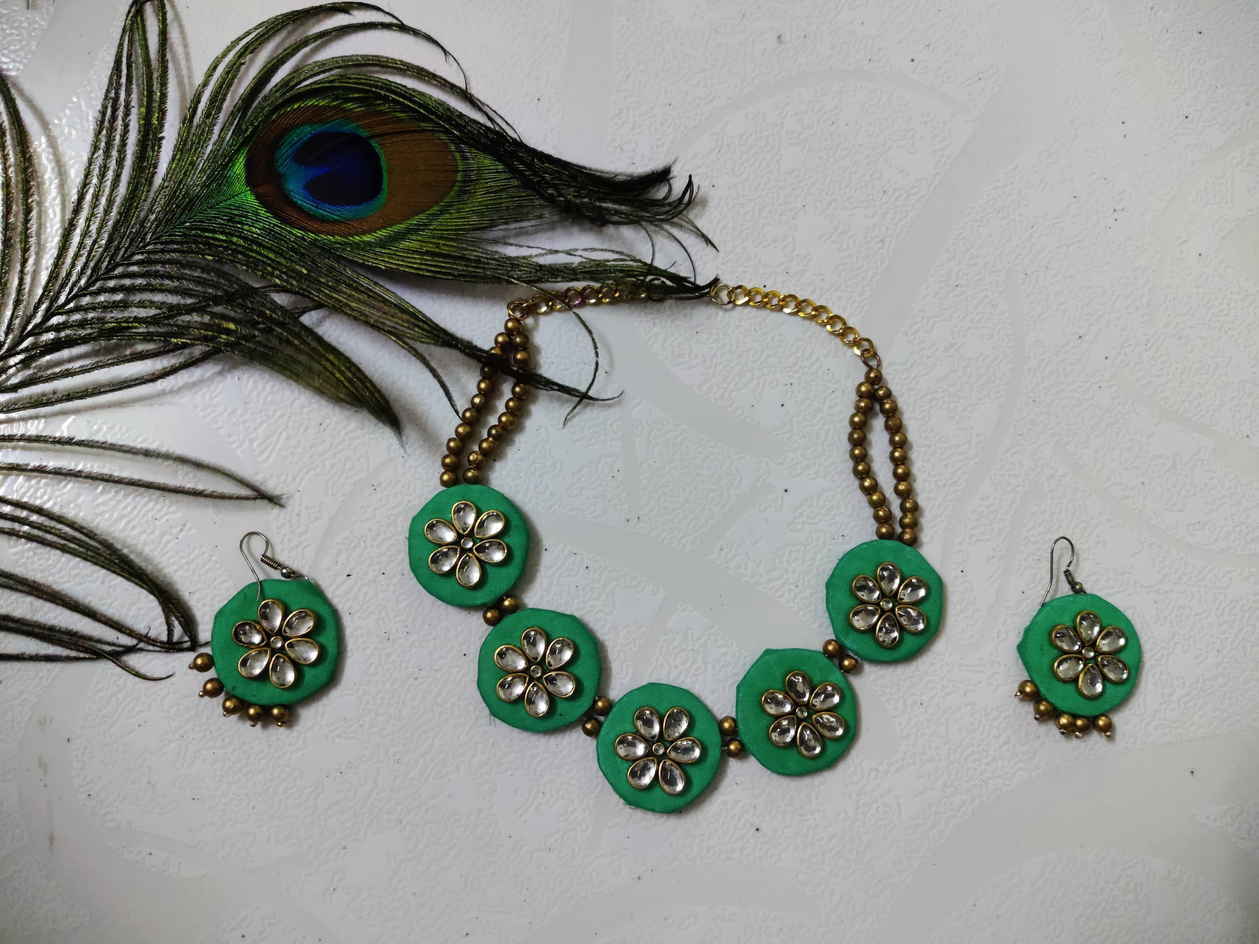 green fabric set jewellery product image
