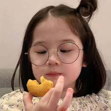 Pin oleh Ng Kim Hann💋💤 di mấy ebe đáng iu✨