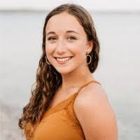 Olivia Cross's Instagram, Twitter & Facebook