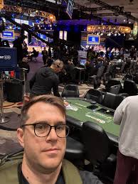 Daniel Weinman (@notontilt09)