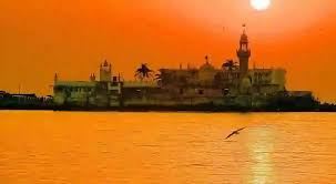 Most Historic Buildings In Mumbai