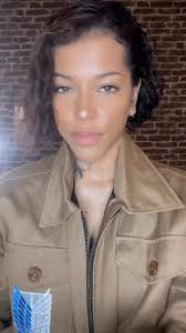 Kiara “Kat” Castillo (@kiara_castle)