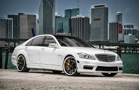 Mercedes Benz W221 S65 Amg White On Black Mercedes Benz Mercedes Benz Coupe Mercedes Benz E550
