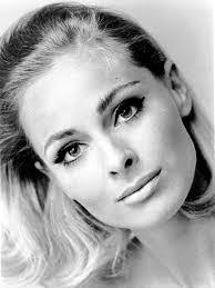 Vicky Albright's Instagram, Twitter & Facebook