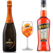 Its orange is unmistakable, a vibrant color that lights up your toasts and adds extra joy to the moment. Comprar Pack Aperol Spritz Cinzano Pro Spritz Dry Copa Aperol Spritz