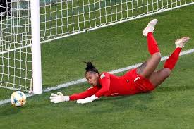 As craques do brasil ganharam, nos pênaltis, a vaga para enfrentar a brasil bate o canadá de virada e fatura torneio de futebol feminino pela sexta vez. Veja Imagens Do Jogo Entre Brasil E Italia Pela Copa Do Mundo Feminina Fotos R7 Futebol