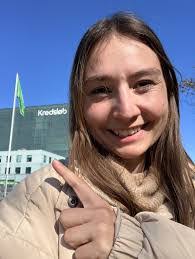 Jay Bendtsen's Instagram, Twitter & Facebook