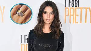 Emily ratajkowski amped up the luxe factor with a huge gemstone ring. Emily Ratajkowski Flaunts Her Massive Two Stoned Engagement Ring Pics Entertainment Tonight