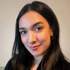 Christine Relyea's Instagram, Twitter & Facebook