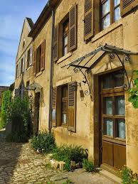 Flavigny Sur Ozerain The Village Where Chocolat Was Filmed And My Husband S Favorite Village In The World Region Bourgogne Village Francais Beaux Villages