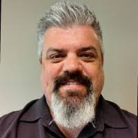 Sarah Carrell's Instagram, Twitter & Facebook