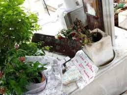 Ο γνωστός σκηνοθέτης και αδερφός της αλίκης βουγιουκλάκη έσβησε από. Alikh Boygioyklakh Anatrixiastikh Apokalypsh 23 Xronia Meta Thn Khdeia Ths Ti Ekane Ston Tafo Ths Gnwstos Paroysiasths Europost Gr