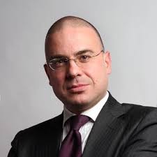 How to Stay Ahead in the Evolving Insurance Industry